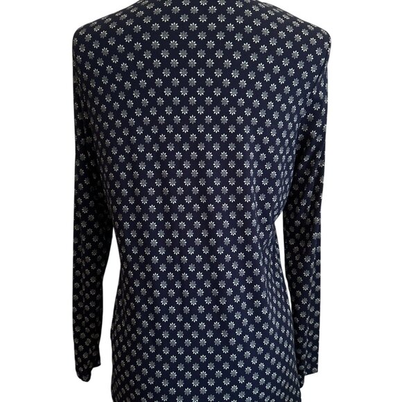 Lands End Shaped Fit Snowflake Print Turtleneck Top M Navy/White Long Sleeve - Picture 2 of 6